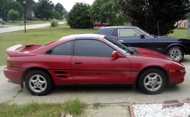 Bye bye old wheels side view, old wheels